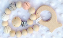 Load image into Gallery viewer, Neutral Color Full Manual Baby Teether Clip Holder With Animals