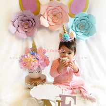 Load image into Gallery viewer, Artificial Flowers Paper Pom Poms Fake Flower - Combo 5 Units