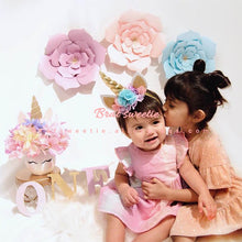 Load image into Gallery viewer, Artificial Flowers Paper Pom Poms Fake Flower - Combo 5 Units