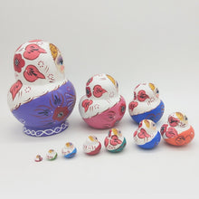 Load image into Gallery viewer, 10Pcs Traditional Wooden Russian Nesting Dolls