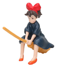 Load image into Gallery viewer, Cartoon Kiki&#39;s Delivery Service Kiki Sit On The Broom To Fly Action Figure Toy